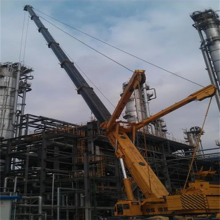 富川吊板房的吊车